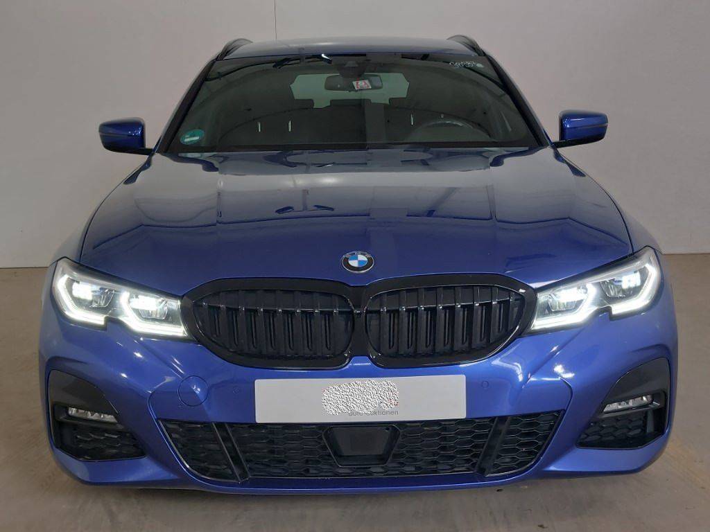 BMW Rad 3 Touring 320d mHEV  xDrive A/T