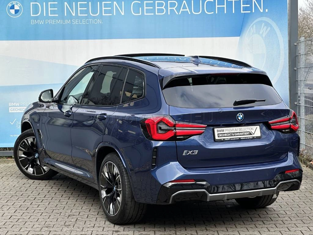 BMW iX3 A/T