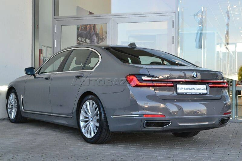 BMW Rad 7 750Li xDrive A/T