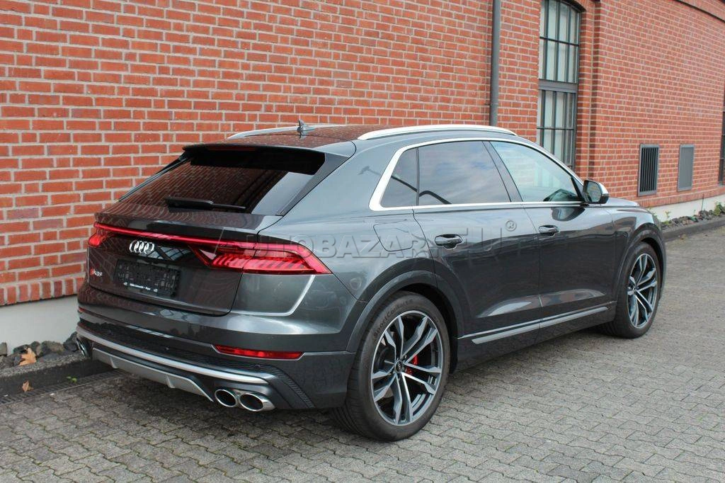 Audi Q8 SQ8 TFSI mHEV quattro tiptronic
