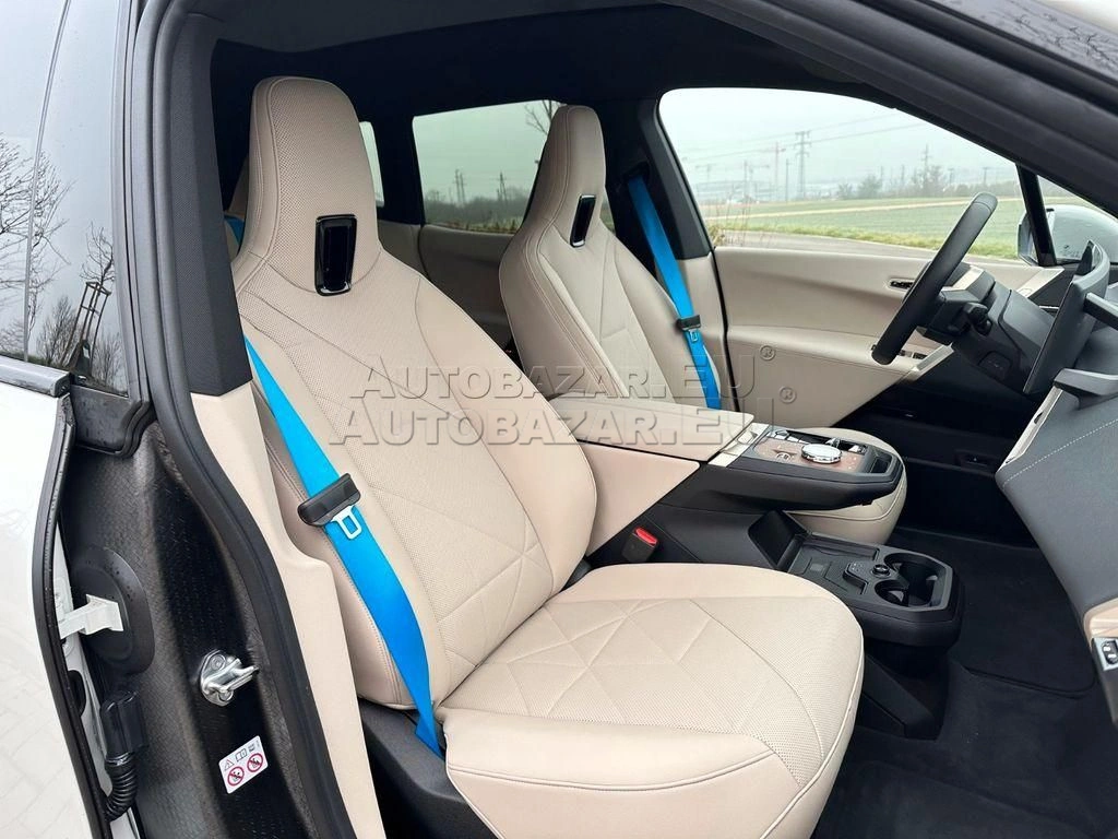 BMW iX XDrive40