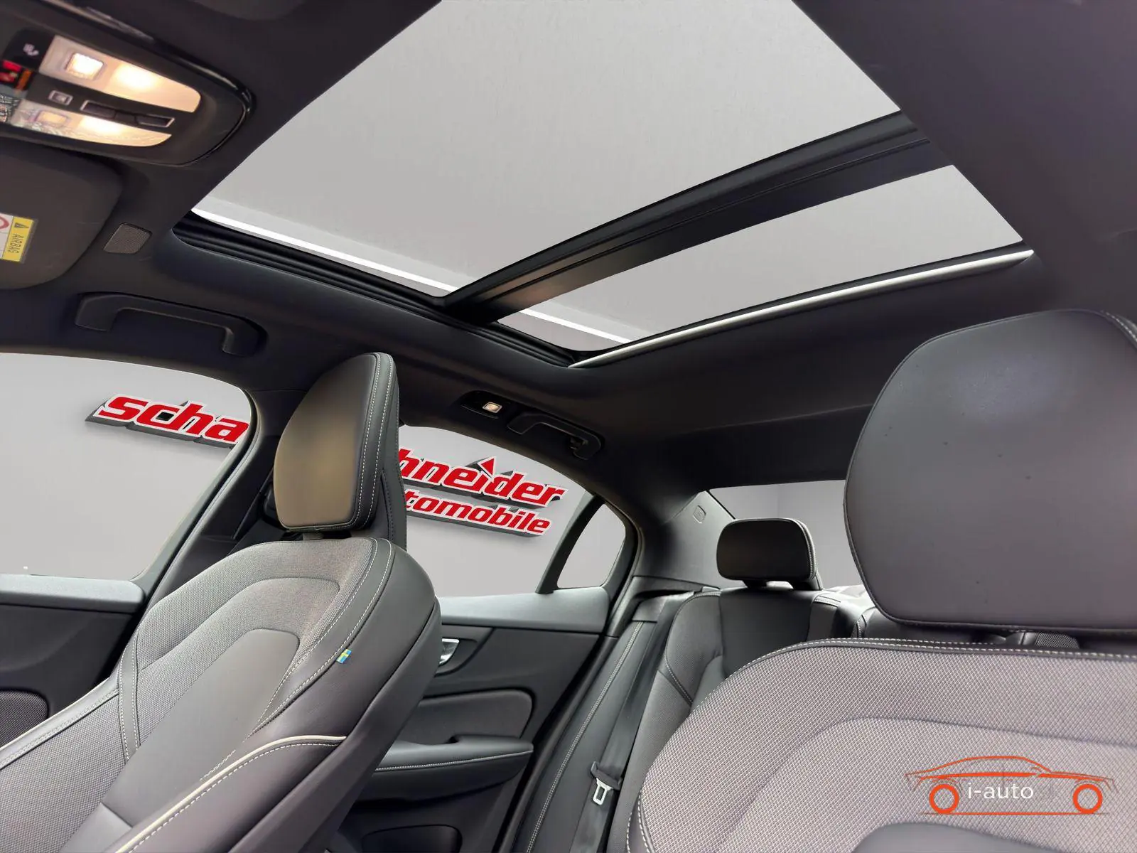 Volvo S60 2023 na predaj – fotografia 14