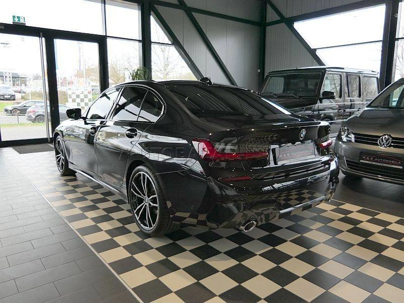 BMW Rad 3 320d mHEV xDrive A/T