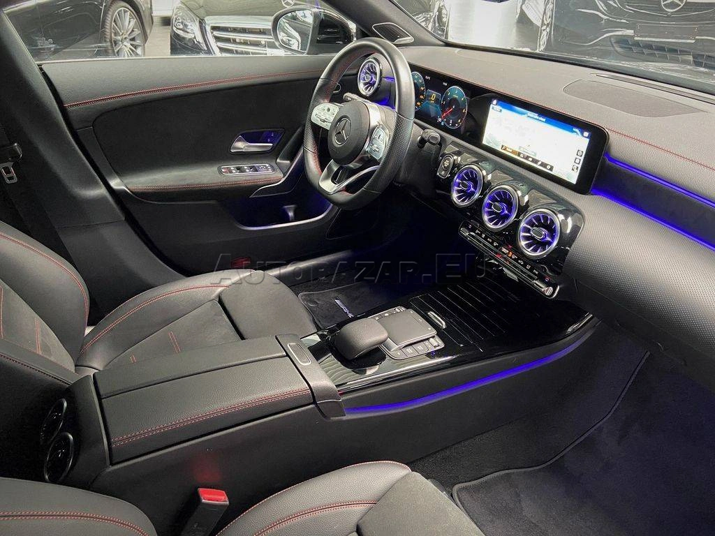 Mercedes-Benz CLA Shooting Brake SB 220 d 4MATIC A/T