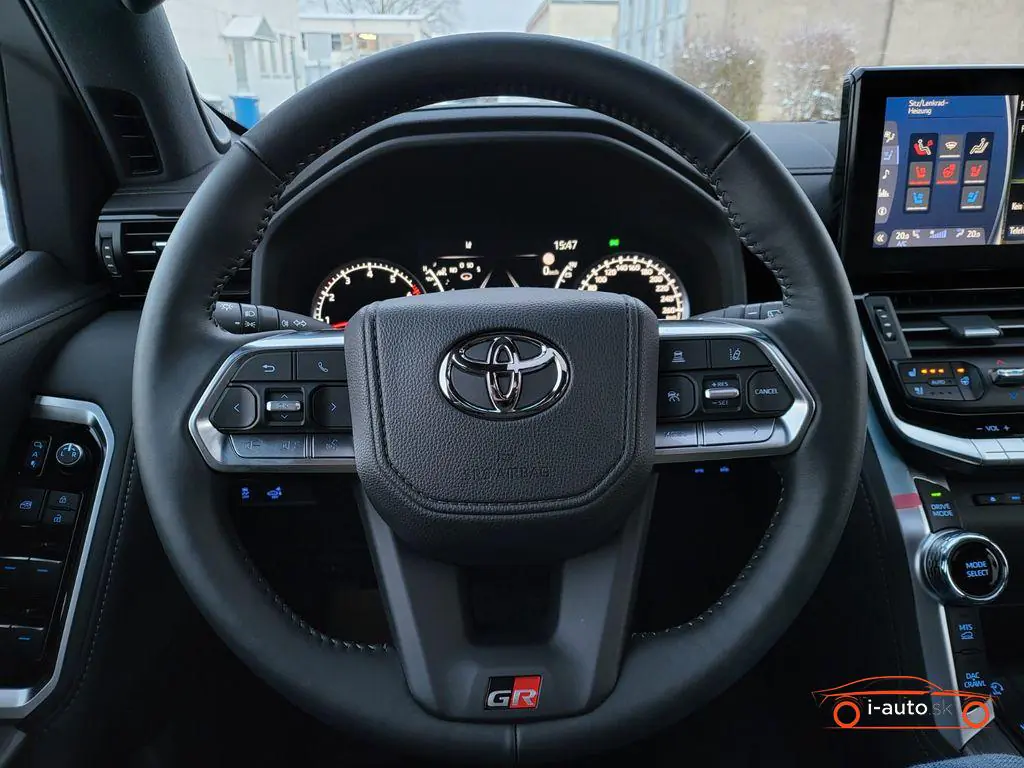 Toyota Land Cruiser 2025 na predaj – fotografia 16