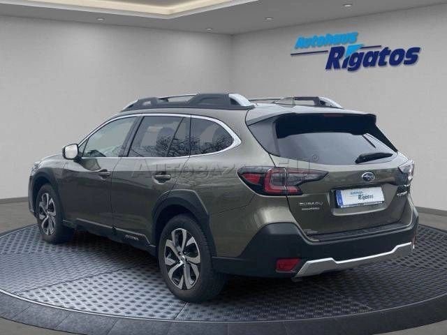 Subaru Outback 2.5i Platinum