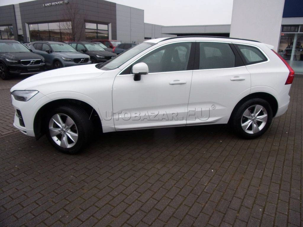 Volvo XC60 B4 Momentum Pro A/T
