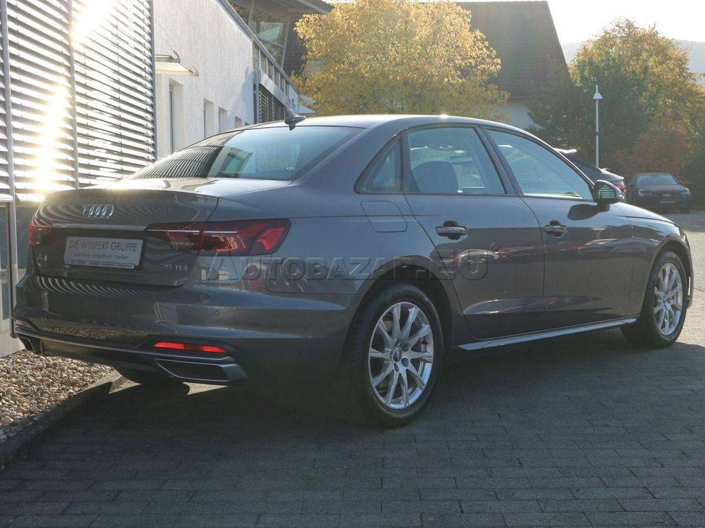Audi A4 35 2.0 TDI Advanced S tronic