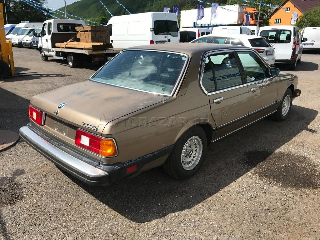 BMW 733i 1984 na predaj – fotografia 7