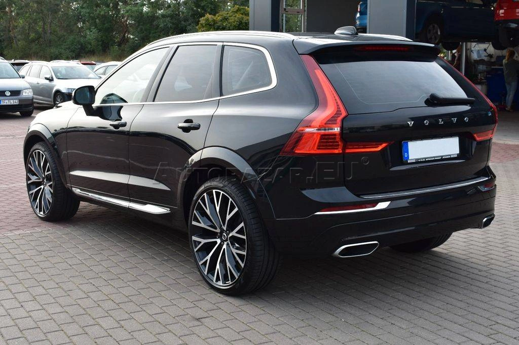 Volvo XC60 B5 Inscription AWD A/T