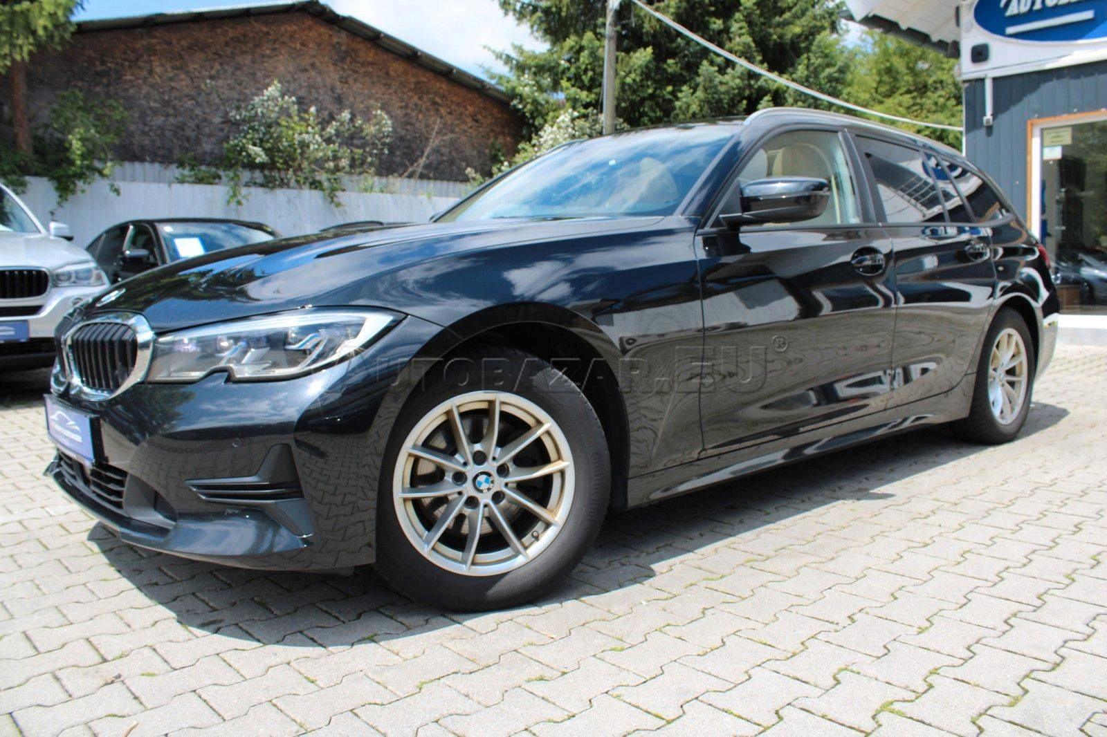 BMW Rad 3 Touring 320i  A/T