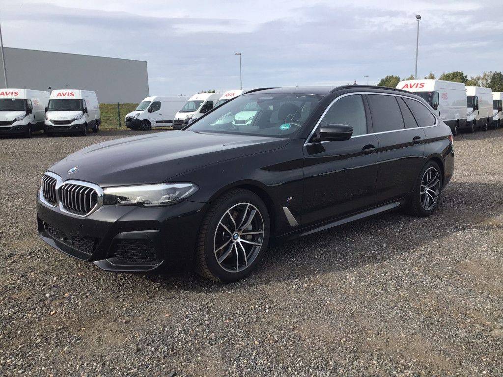 BMW Rad 5 Touring 540i mHEV xDrive A/T