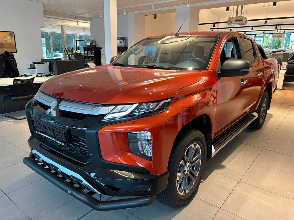 Mitsubishi L 200 L200 DC 4WD A/T