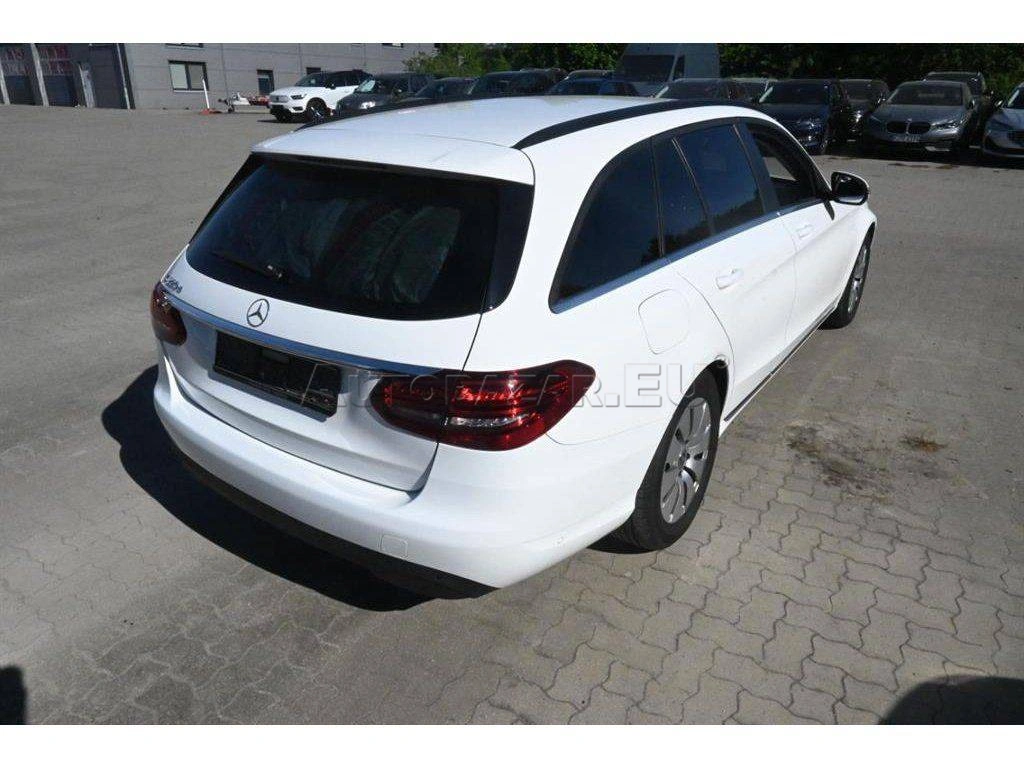 Mercedes-Benz C trieda Kombi 220 d A/T