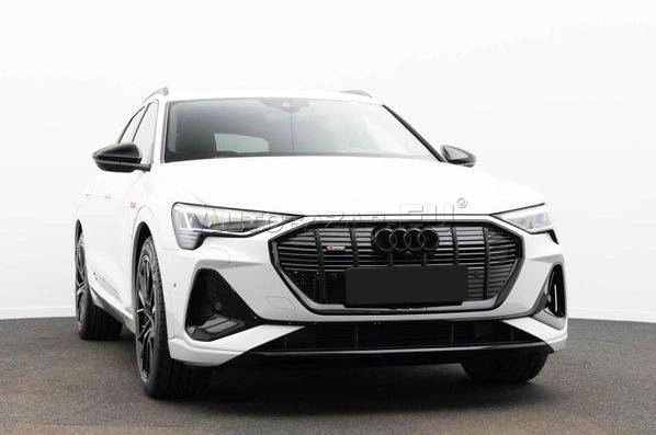 Audi E-tron 55 quattro S line