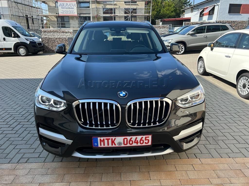 BMW X3 XDrive20i A/T