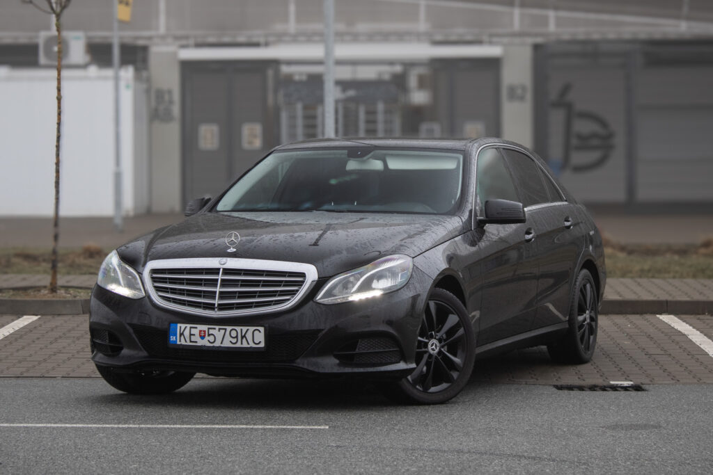 Mercedes-Benz E trieda