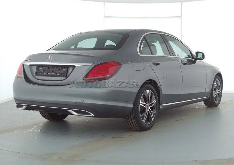 Mercedes-Benz C trieda Sedan 220 d A/T