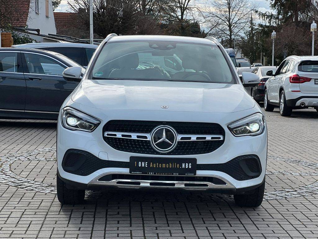 Mercedes-Benz GLA 200 d A/T