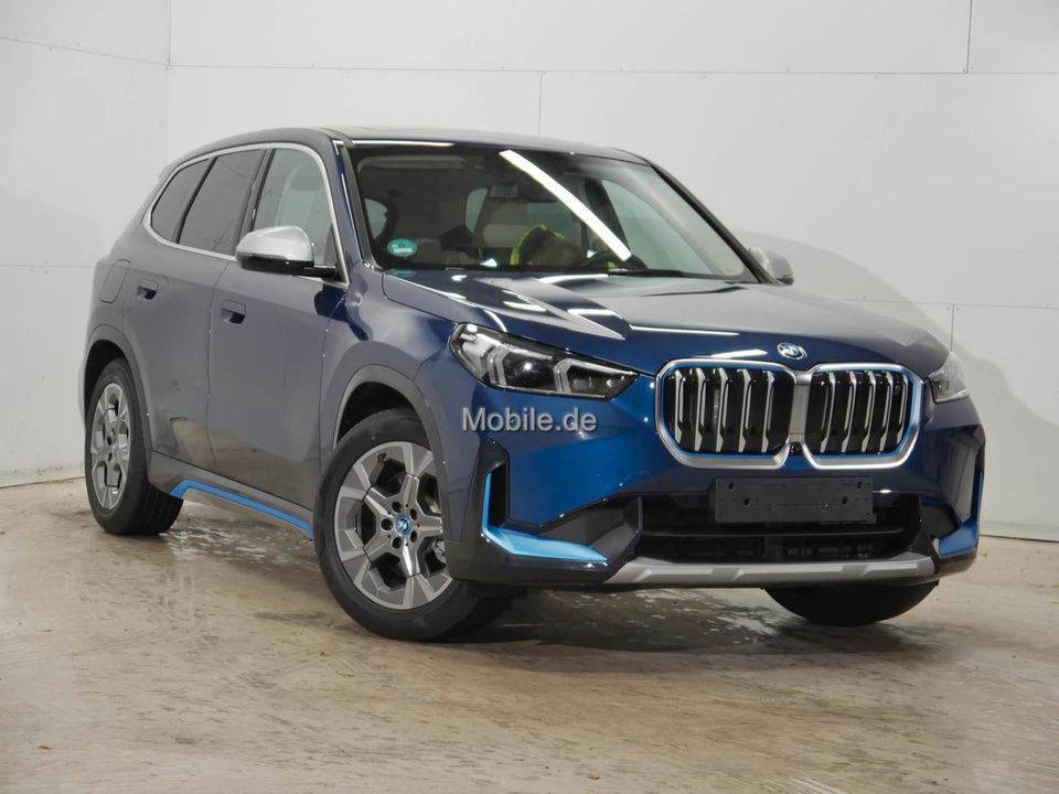 BMW iX1 xDrive