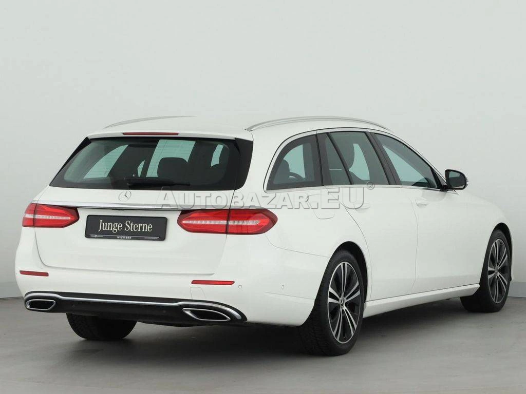 Mercedes-Benz E trieda Kombi 300 d A/T