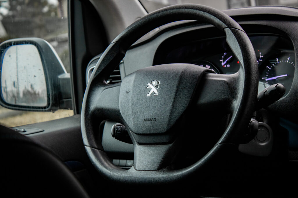 Peugeot Traveller 2018 na predaj – fotografia 32