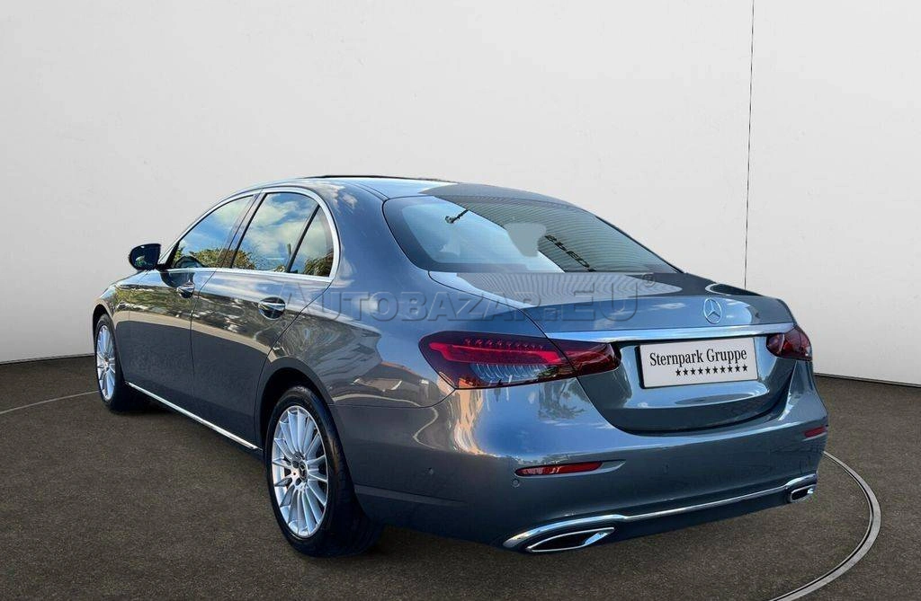 Mercedes-Benz E trieda Sedan 300 d mHEV 4MATIC A/T