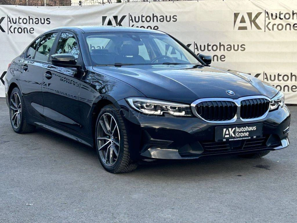 BMW Rad 3 320d mHEV A/T