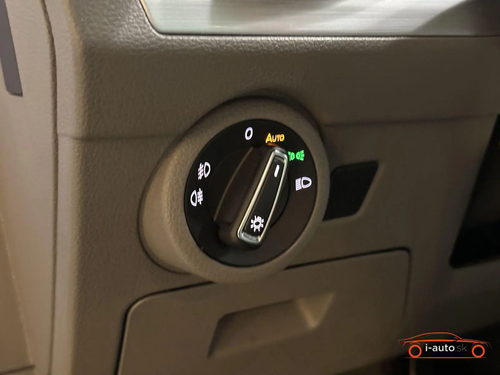Volkswagen T6 Caravelle 2022 na predaj – fotografia 16