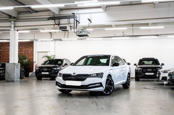 Škoda Superb 2.0 TSI Sportline 4x4 DSG
