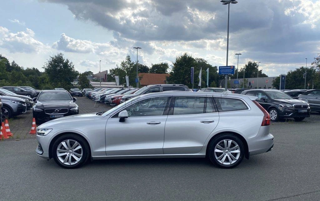 Volvo V60 B4 Momentum Pro A/T