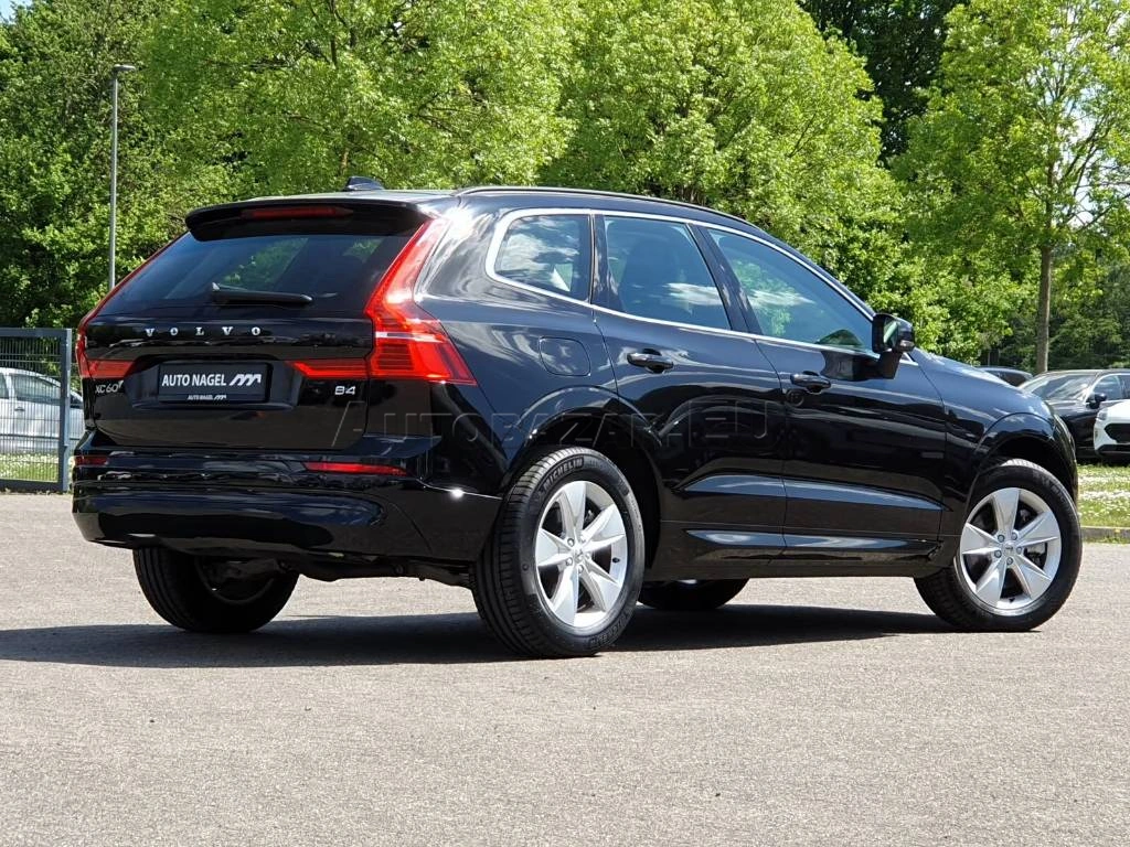 Volvo XC60 2.0 B4 mHEV Core A/T