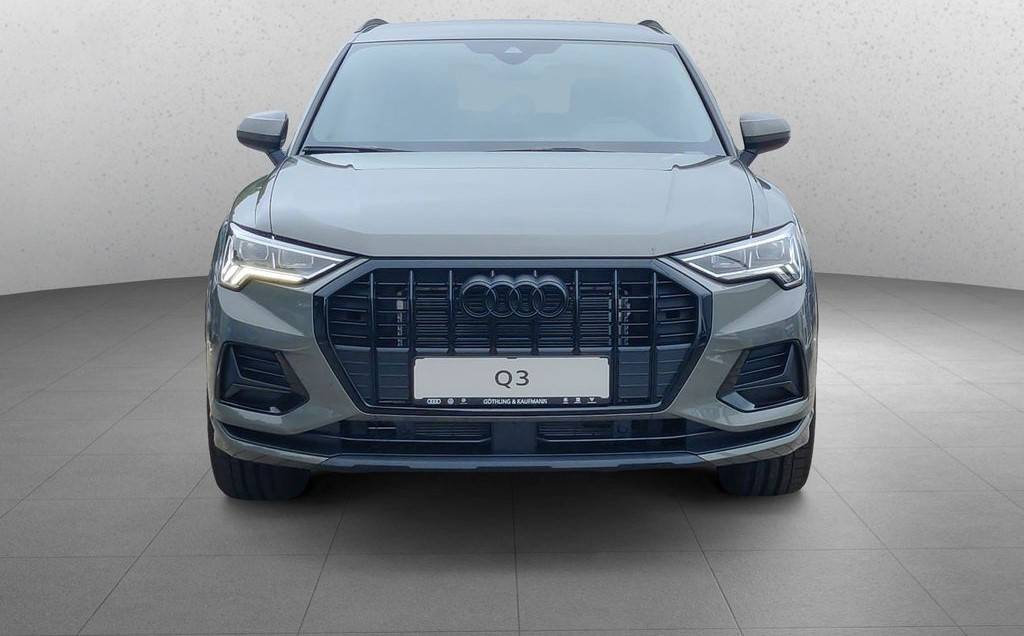 Audi Q3 82872