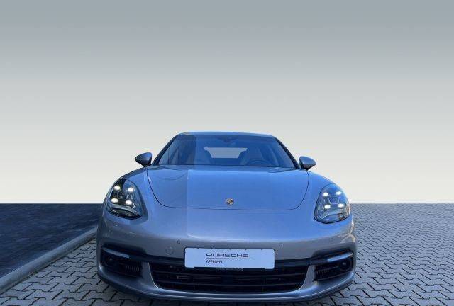 Porsche Panamera 4 A/T