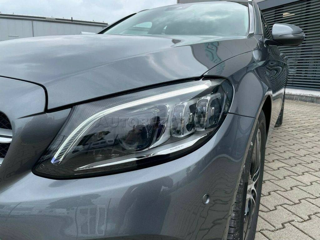 Mercedes-Benz C trieda Kombi 220 d A/T