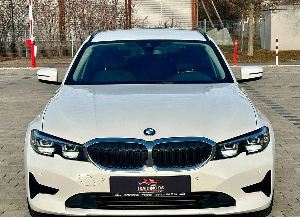 BMW 320d Touring  A/T