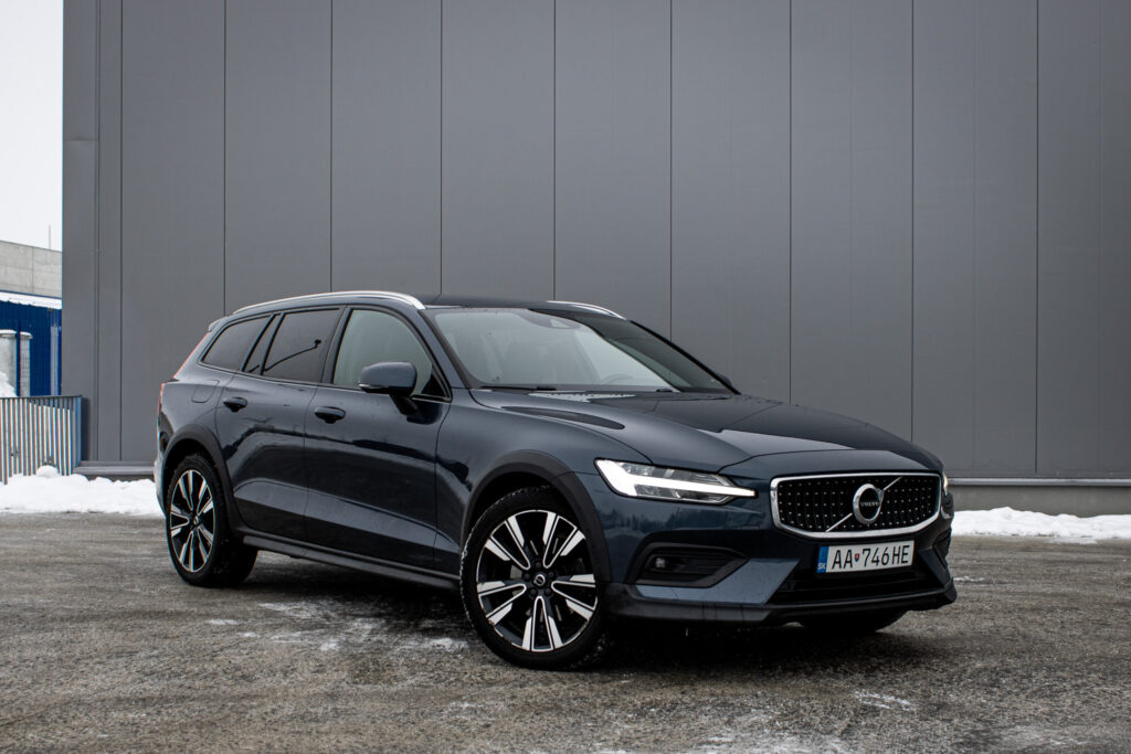Volvo V60 Cross Country