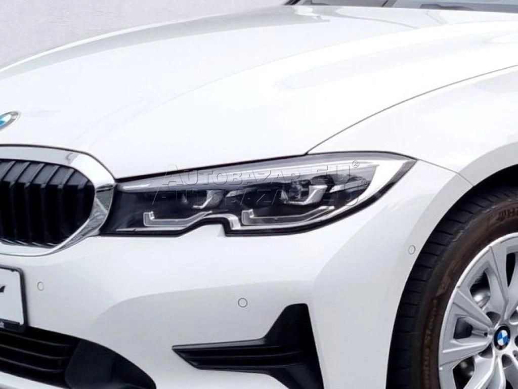 BMW rad 3 Touring 330i Touring xDrive A/T
