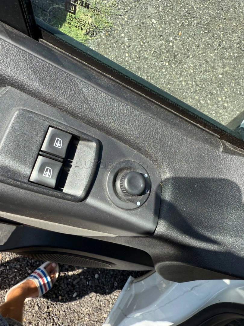 Renault Trafic 2015 na predaj – fotografia 16