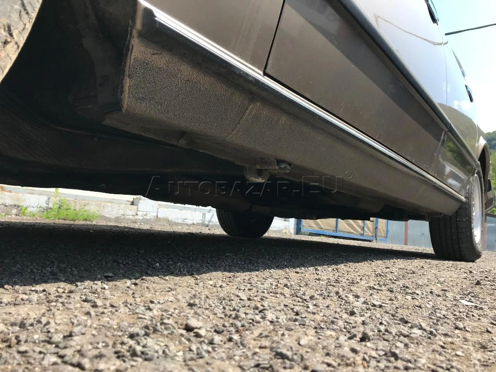 BMW 733i 1984 na predaj – fotografia 26