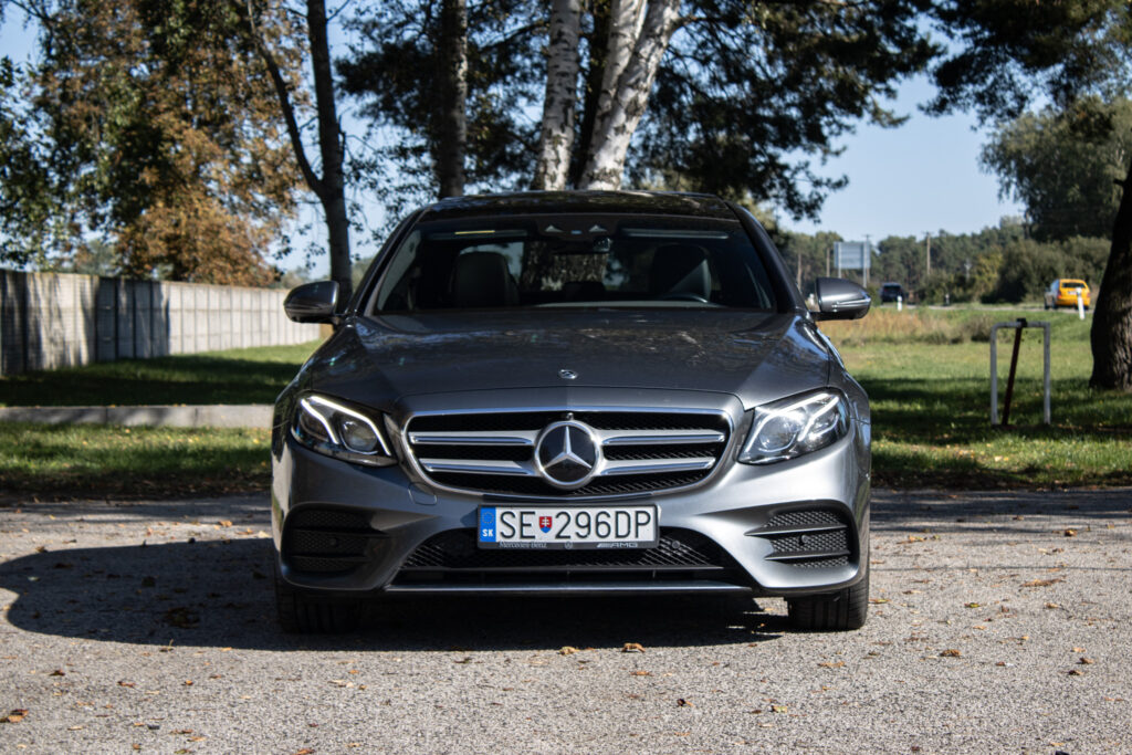 Mercedes-Benz E trieda