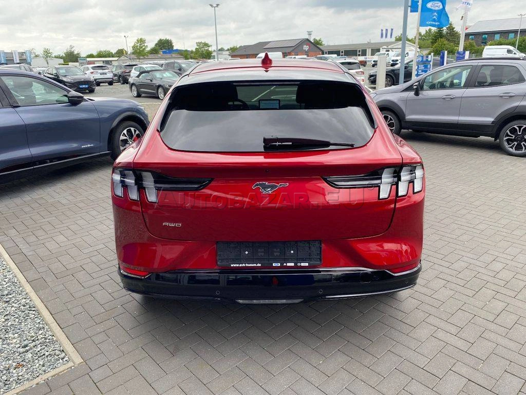 Ford Mustang Mach-E AWD