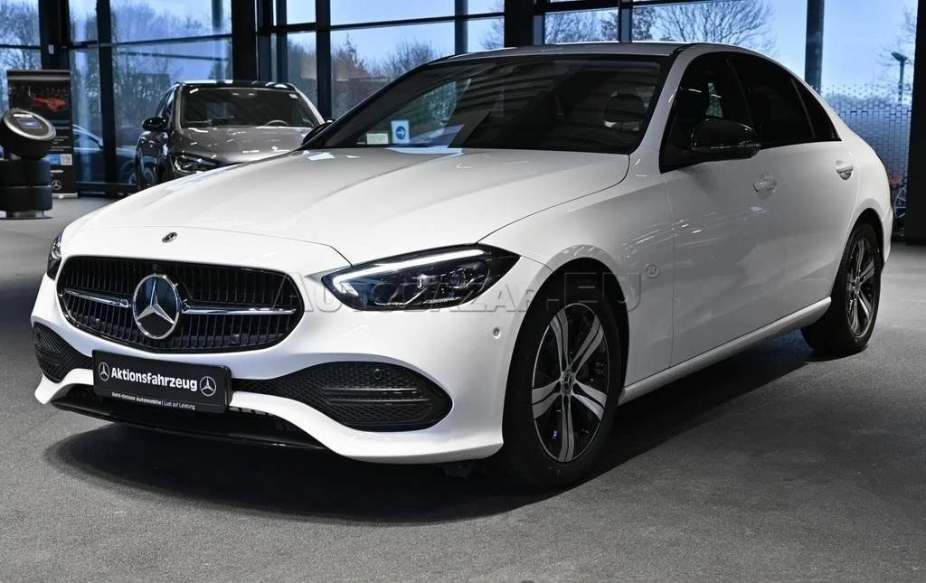 Mercedes-Benz C trieda Sedan 300 mHEV 4MATIC A/T