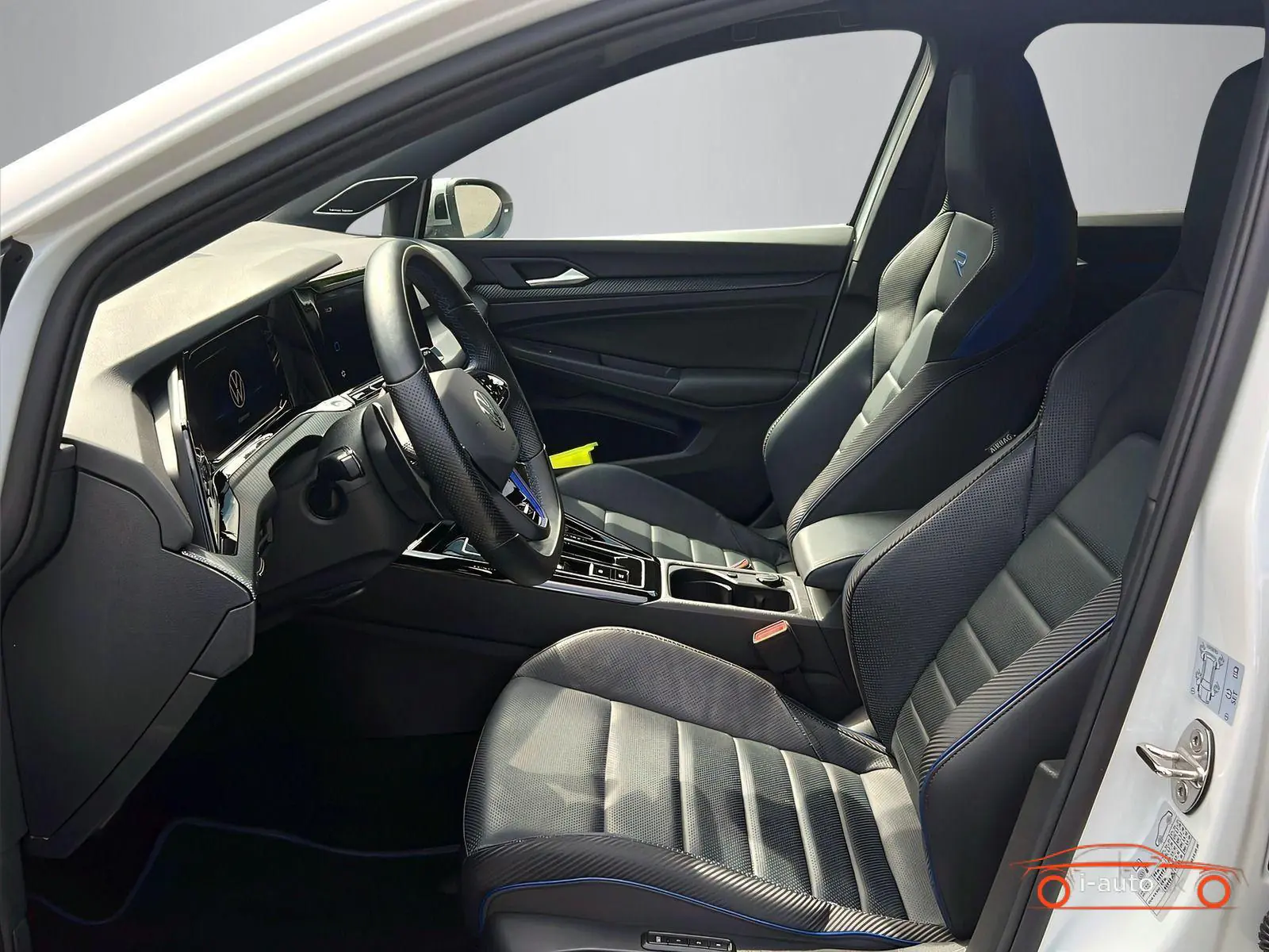 Volkswagen Golf 2023 na predaj – fotografia 6