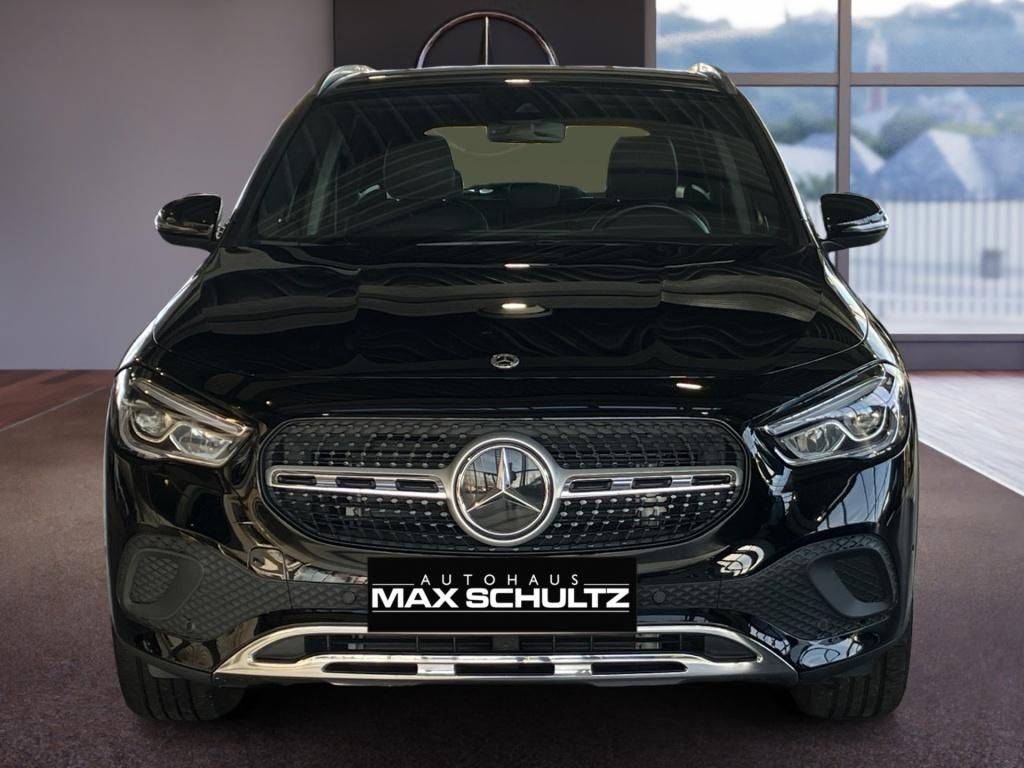 Mercedes-Benz GLA 200 d A/T