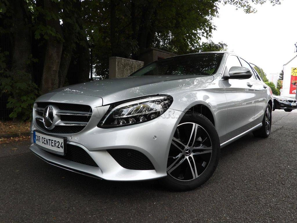 Mercedes-Benz C trieda Sedan 300 A/T
