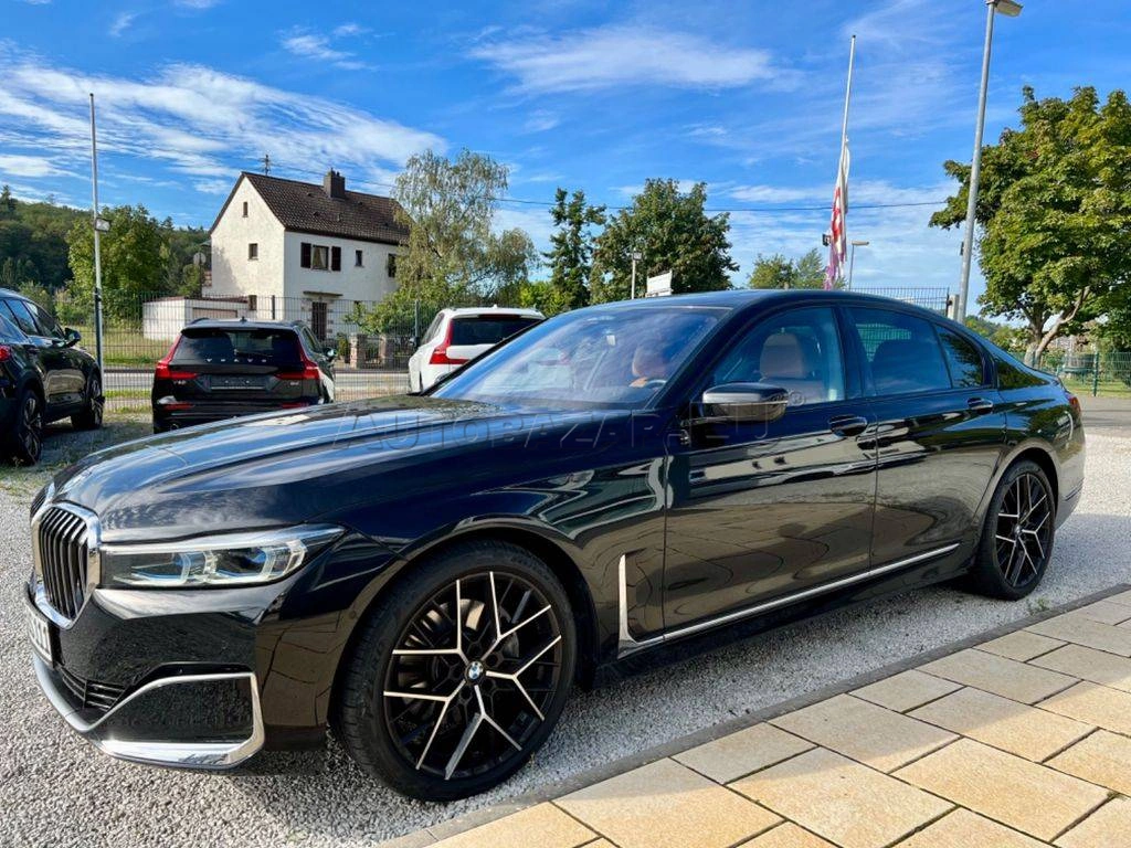 BMW Rad 7 730d mHEV A/T