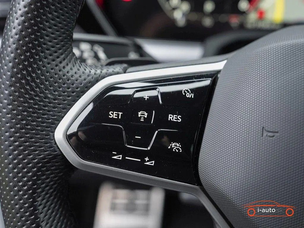 Volkswagen Touareg 2023 na predaj – fotografia 17