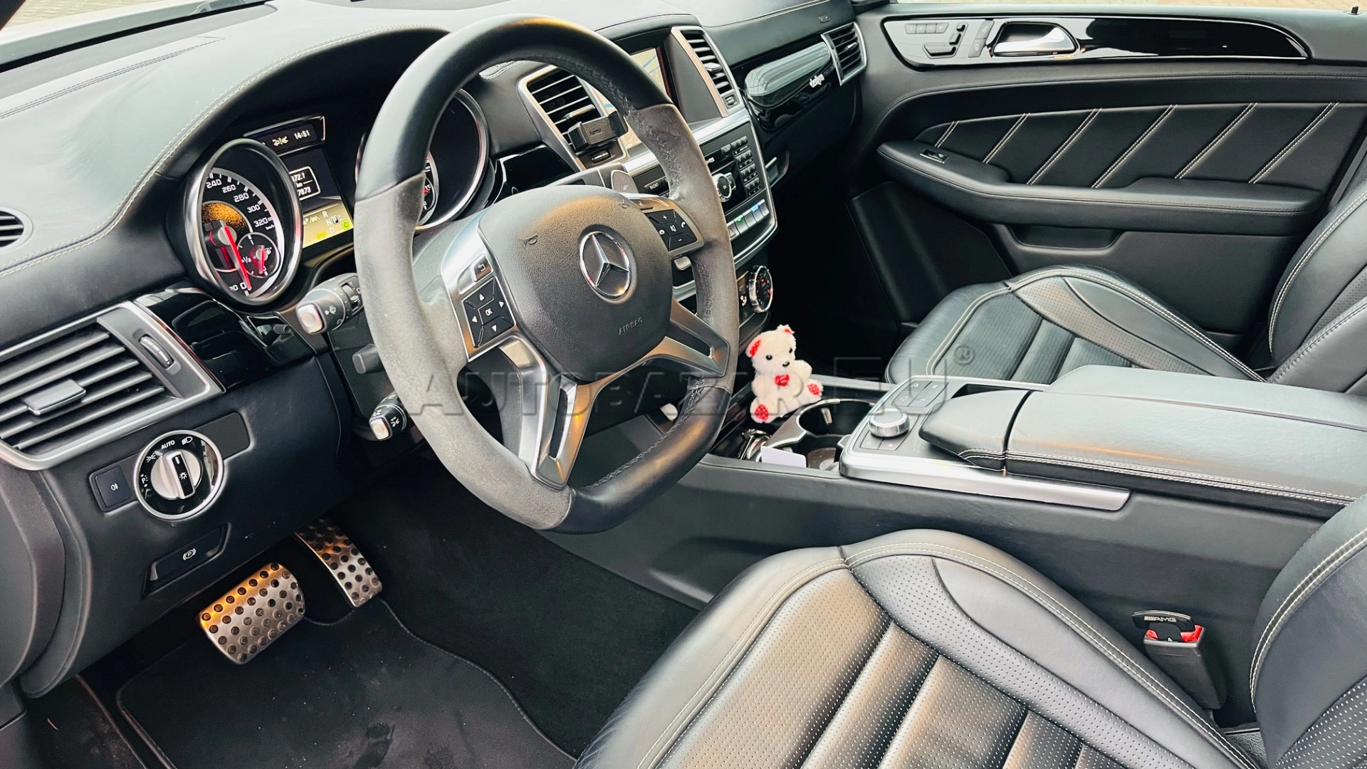Mercedes-Benz M trieda Mercedes  63 AMG PERFORMANCE