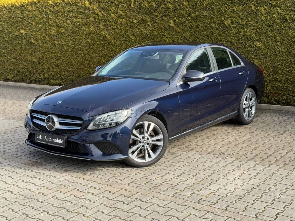Mercedes-Benz C trieda Sedan 220 d A/T